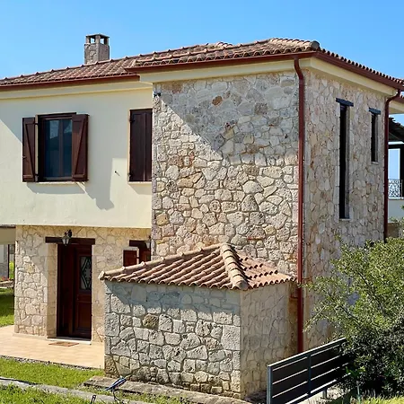 Kalypso Retreat With Private Swimming Pool וילה